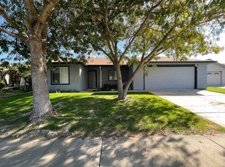 1028 Grackle Ct, Newman, CA 95360