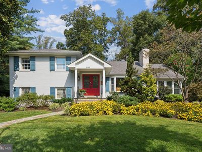 8102 Thoreau Dr, Bethesda, MD, 20817