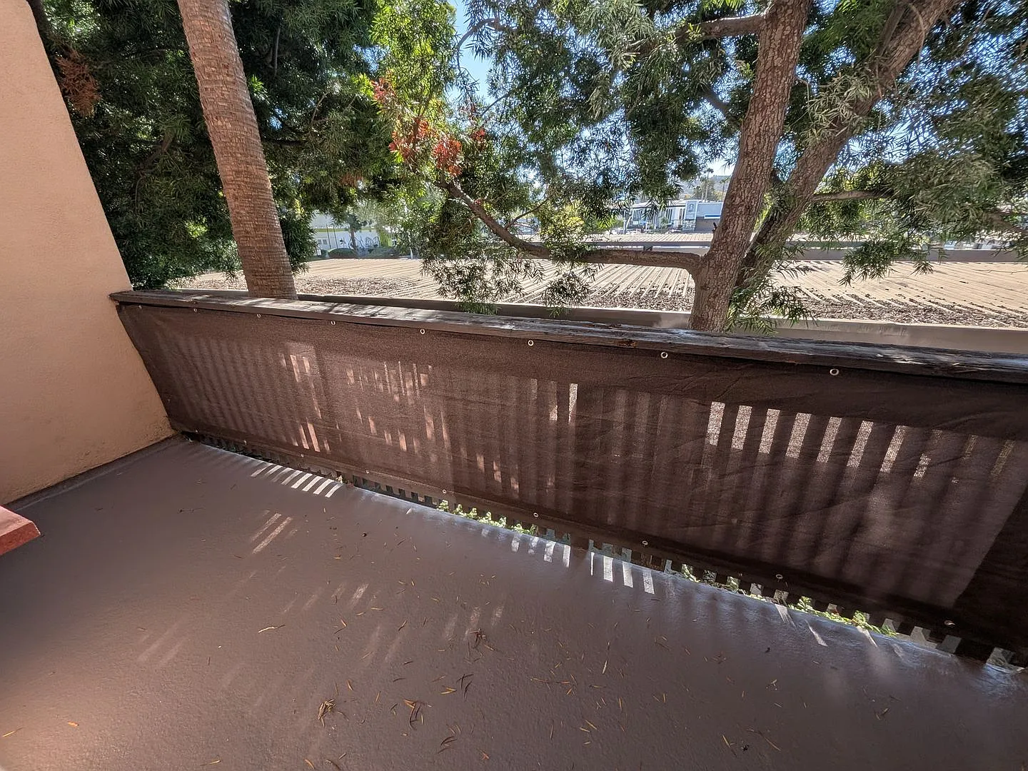 2 Bedroom Townhome with Balcony & Unbeatable Mission Valley Location! — Photo 4