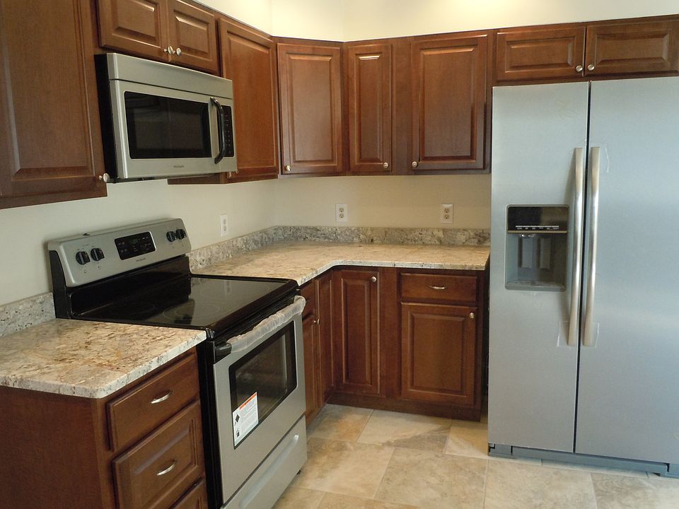 Kitchen granite counters