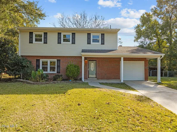 121 Lance Court, Jacksonville, NC 28546