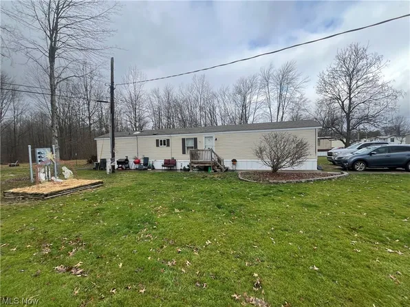 2865 Carrie Ave, Southington, OH 44470