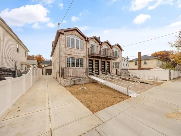 160-31 77th Avenue, Fresh Meadows, NY 11366