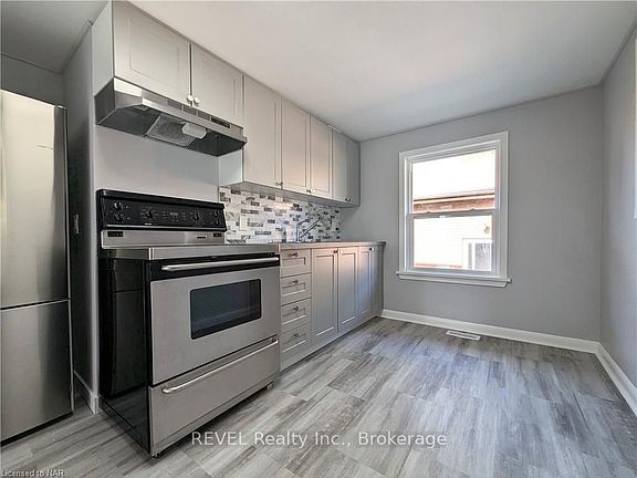 2nd image of 4591 Homewood Ave