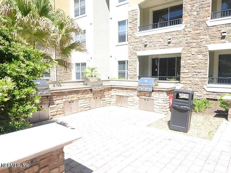 8539 Gate Pkwy W #121 — Photo 34