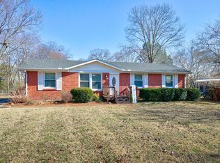110 Moyna Dr, Hendersonville, TN 37075