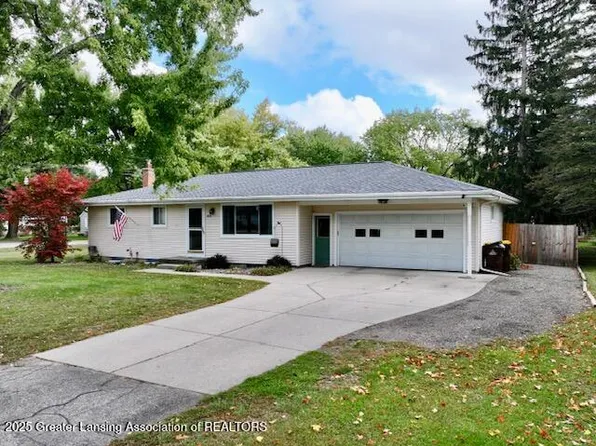 1858 Hall St, Holt, MI 48842