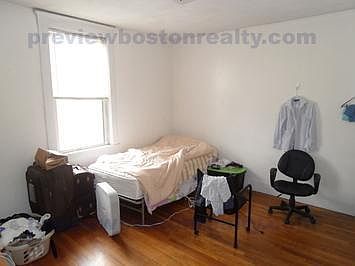 2nd image of 11 Scottfield Rd #21