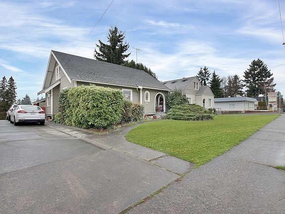 4th image of 6706 Pacific Ave