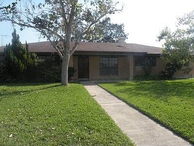 1st image of 608 Land O Lakes Dr