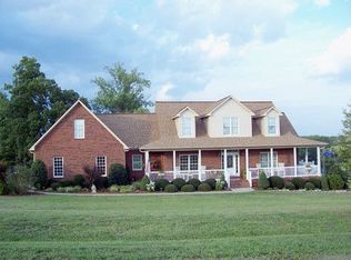 104 W Stillwater Rd, Gaffney, SC 29341