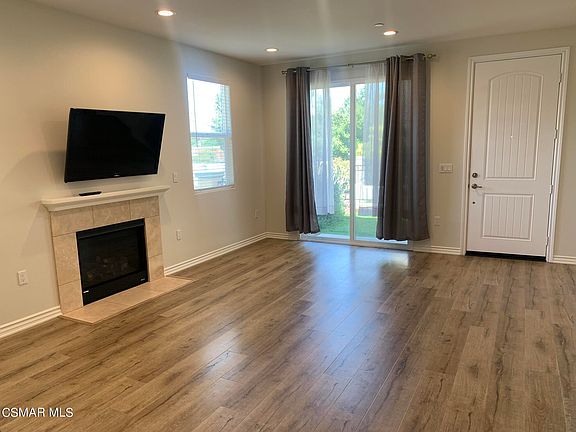 4th image of 333 Newbury Vista Ln