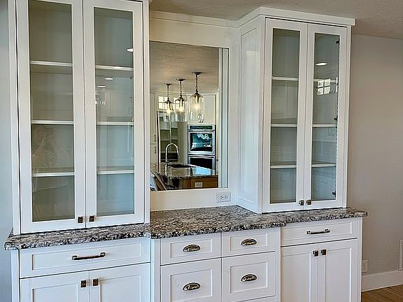 Built in Hutch/Buffet