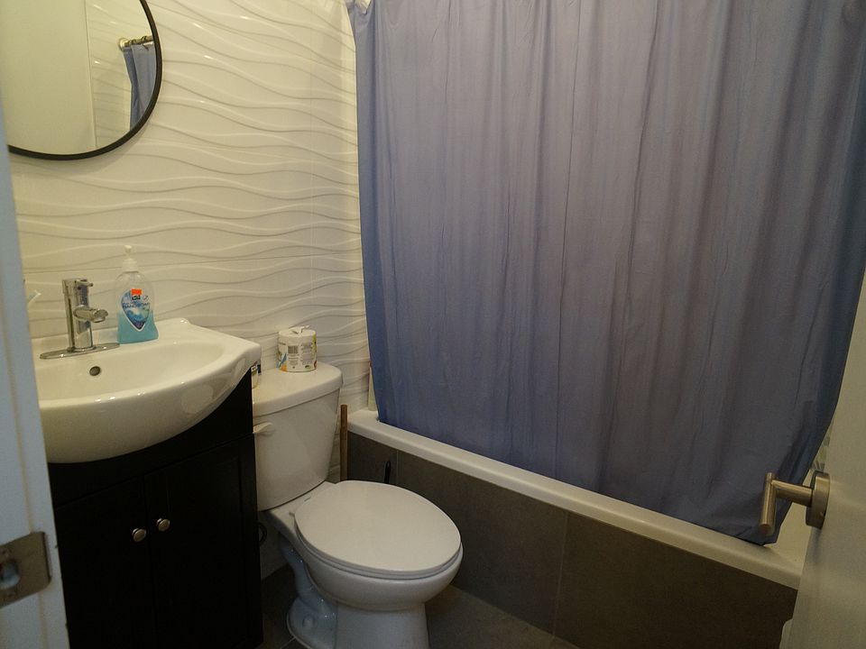 2nd image of 1128 Greene Ave #2RKA