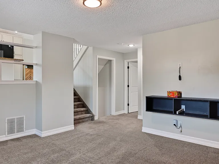 4540 Witches Hollow Ln — Photo 17