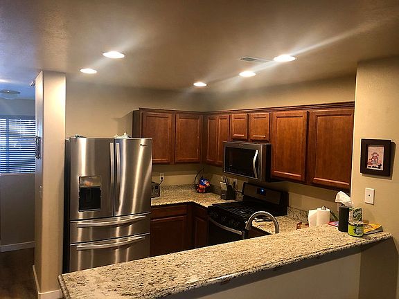 3rd image of 3304 W Willow Park Dr