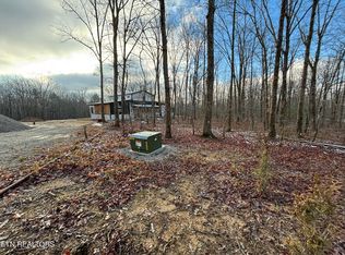 82 Lou Rd, Pikeville, TN 37367