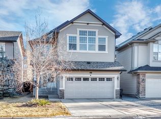 98 Pantego Rd NW, Calgary, AB T3K0B7