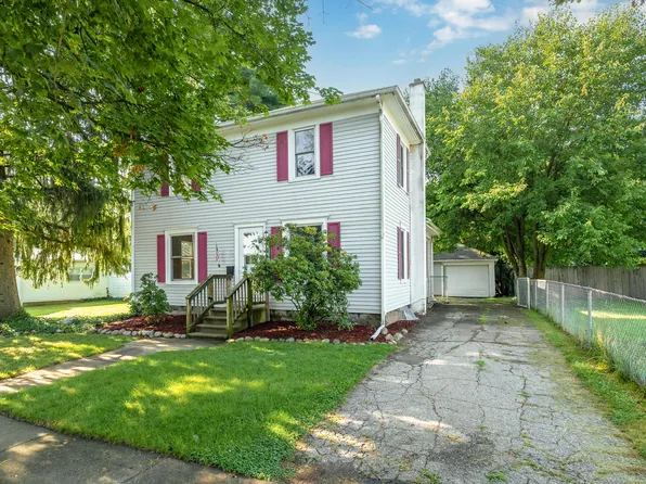 811 W Green St, Marshall, MI 49068