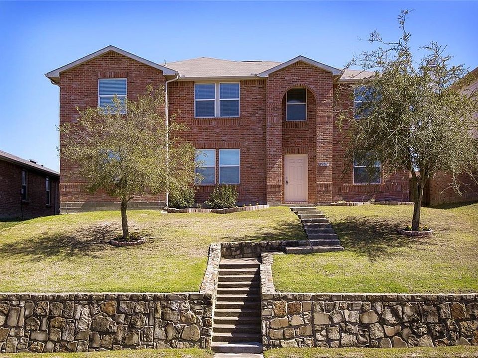 1st image of 2828 Kerrville Dr