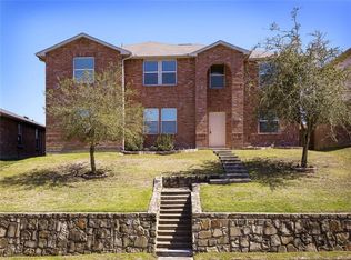 2828 Kerrville Dr, Mesquite, TX 75181