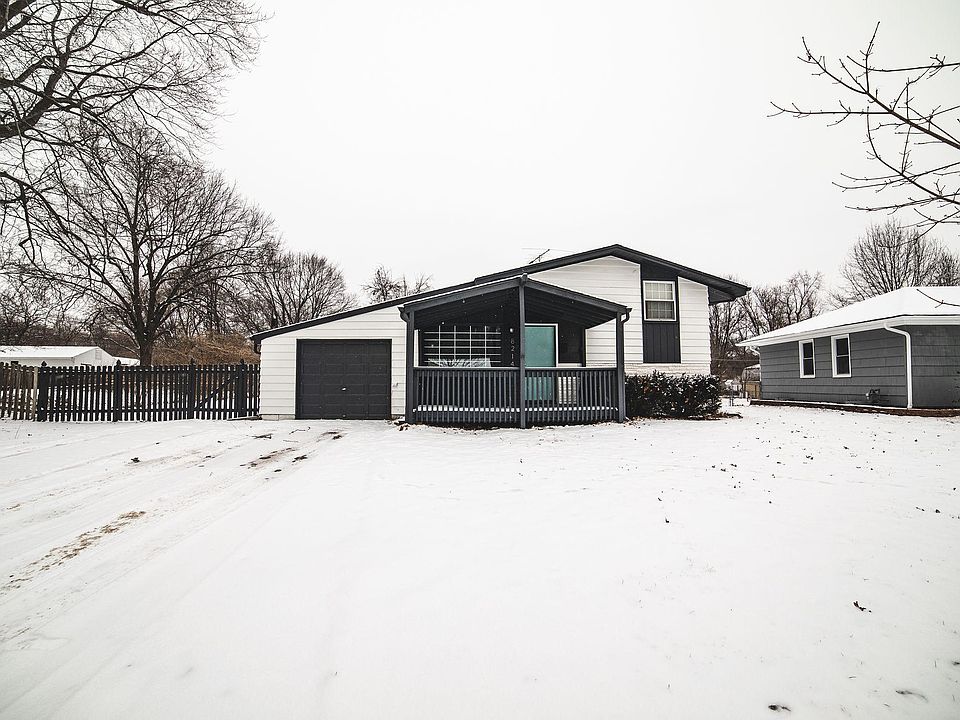 1st image of 8214 Ruskin Way