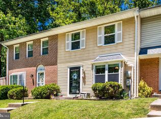 9902 Nearbrook Ln, Parkville, MD 21234