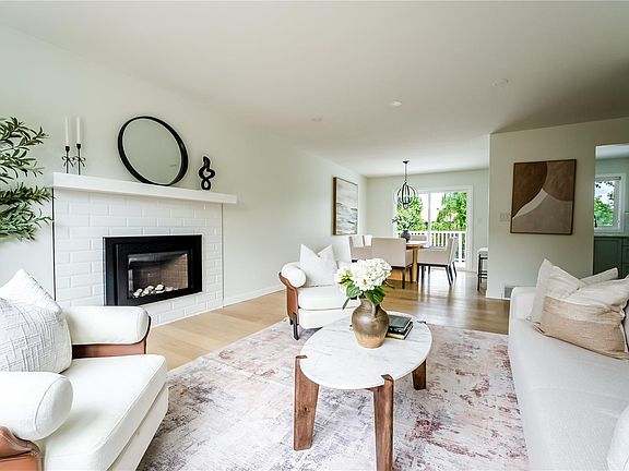 5th image of 4377 Fieldmont Pl