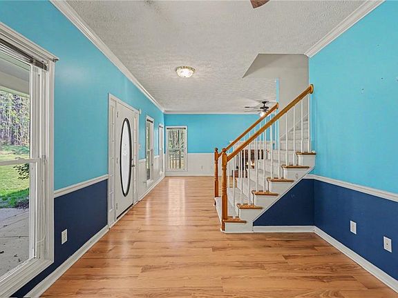 3rd image of 4563 Meadows Rd