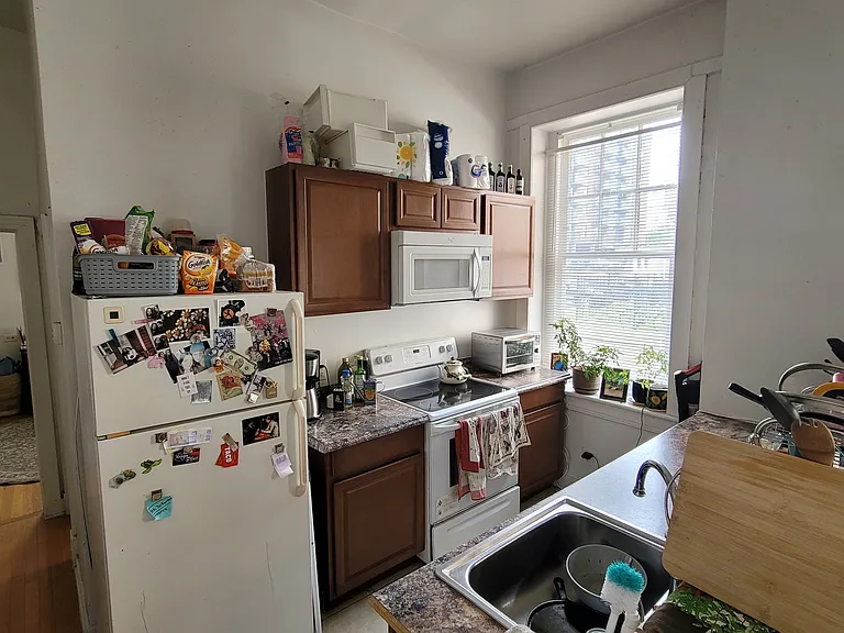 421 W Grace St #101 — Photo 6