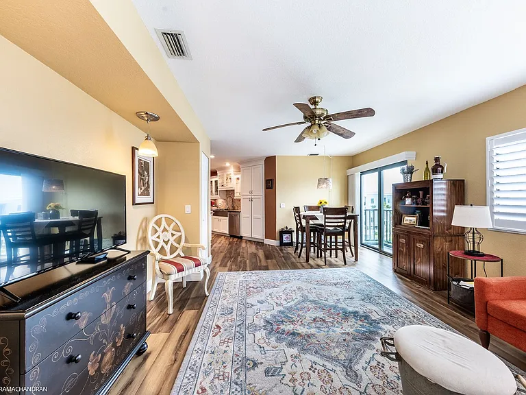 1801 Jamaica Way #331 — Photo 11