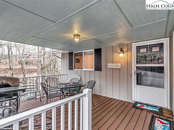 3rd image of 601 Mountain Glen Drive