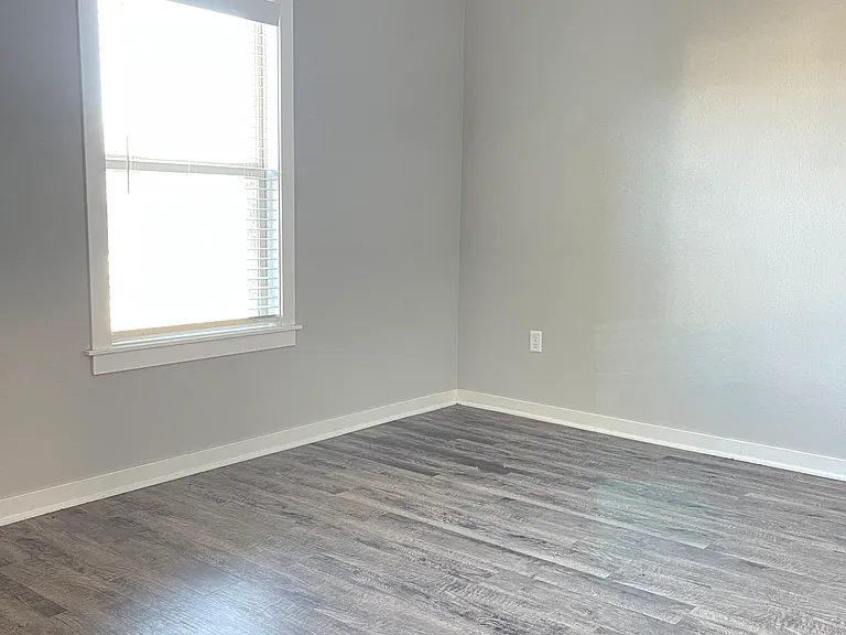 5858 W Luna St — Photo 43