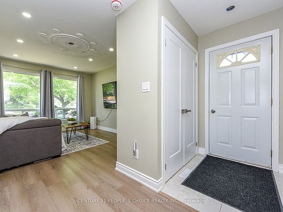 5th image of 8 Fidelia Cres