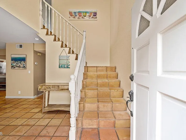 4850 Amalfi Way — Photo 3