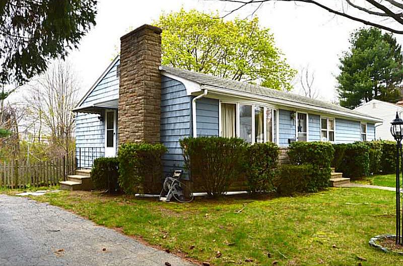 1st image of 11 Kern Acre Dr