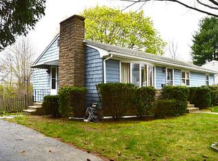 11 Kern Acre Dr, Johnston, RI 02919