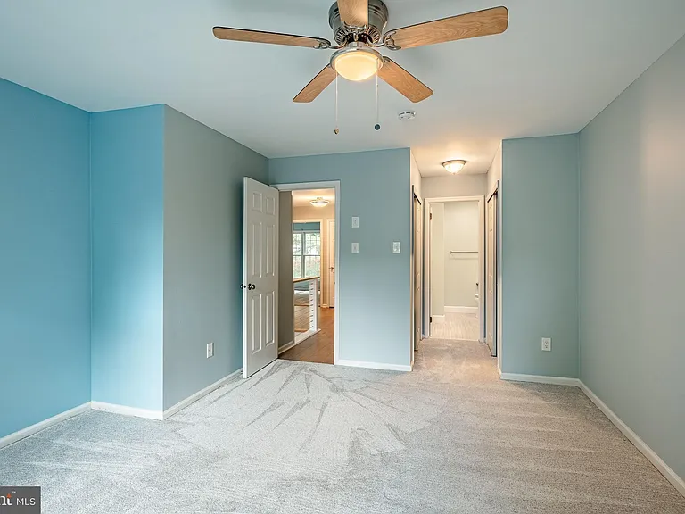 9 Oak Leaf Ln — Photo 17