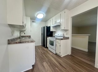 5204 Yarmouth Avenue, Encino, CA 91316
