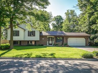 1744 Turnbull Rd, Dayton, OH 45432