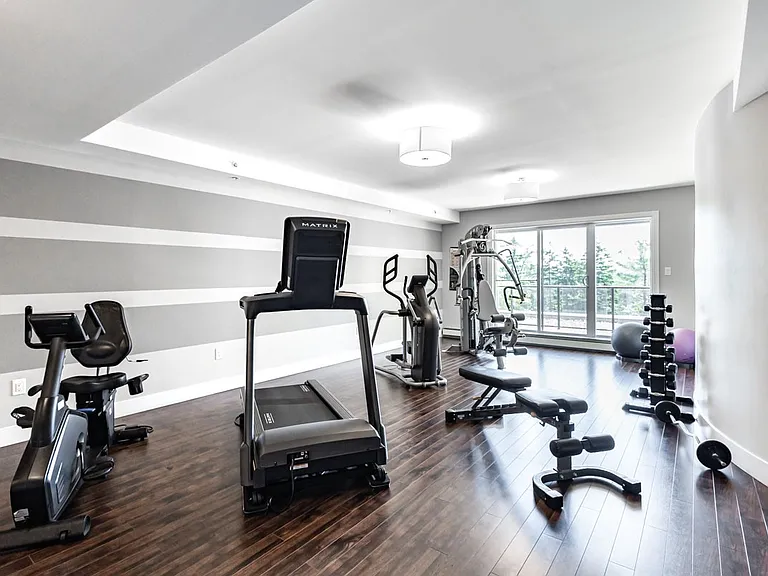 76 Armenia Dr — Photo 6