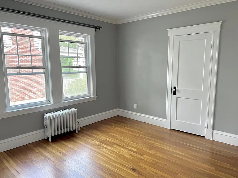 181 Auburndale Ave — Photo 16