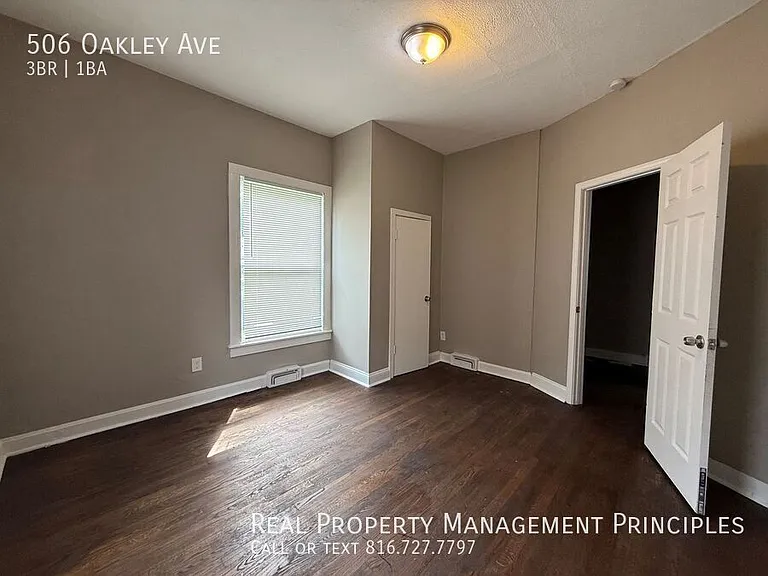 506 Oakley Ave — Photo 3