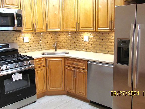 2nd image of 489 Greene Ave APT 1