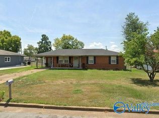 417 Clearview St SW, Decatur, AL 35601