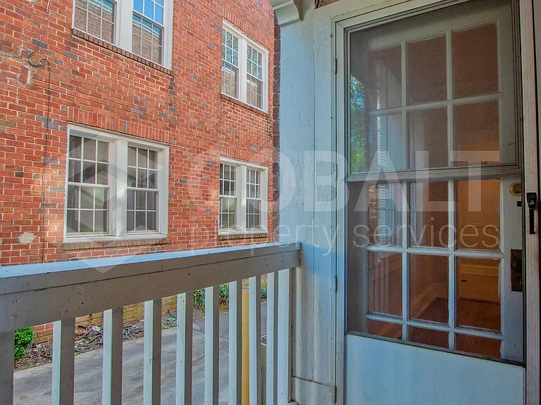 993 N Highland Ave NE #7 — Photo 13