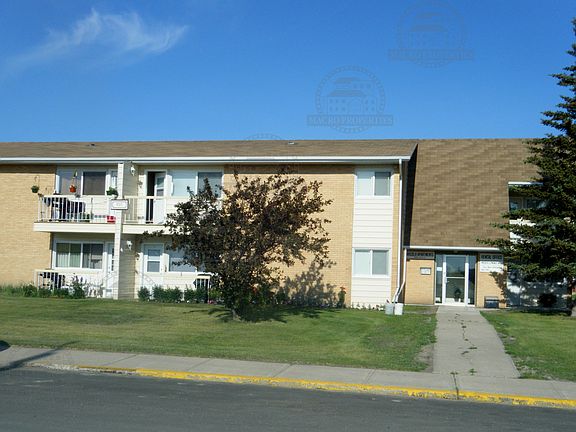 3rd image of 600 Arcola St #292877