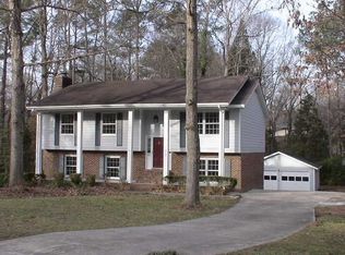 912 Vickie Dr, Cary, NC 27511
