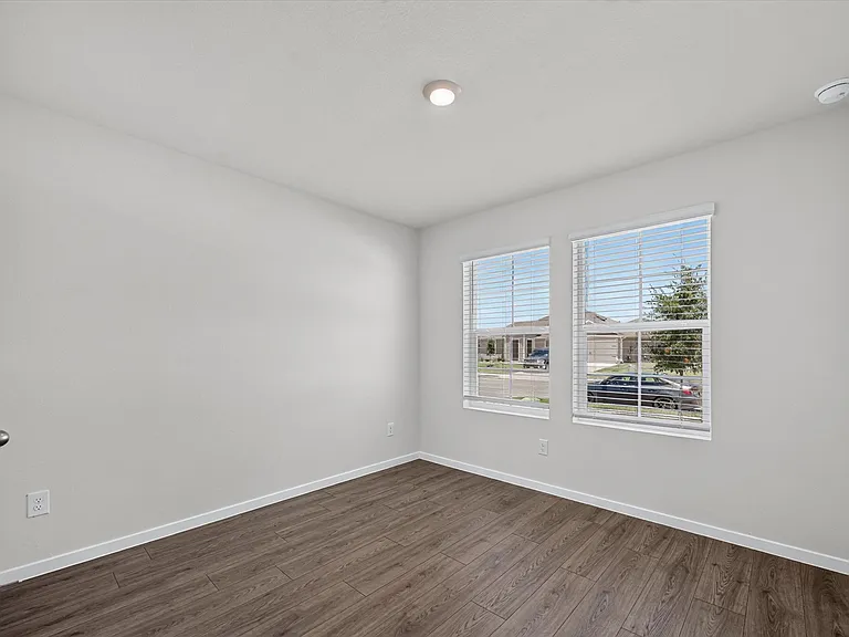 503 Northern Red Dr — Photo 12