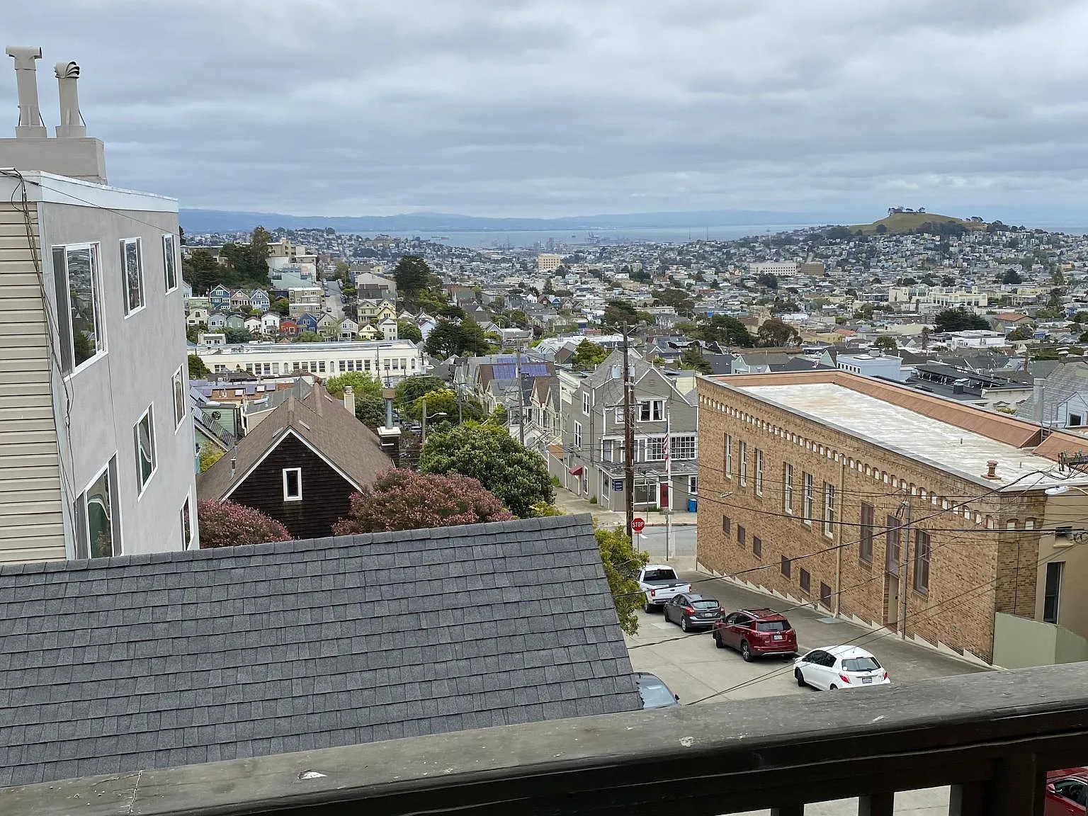 2 bed, 1000 sqft, $3,600 — Photo 1